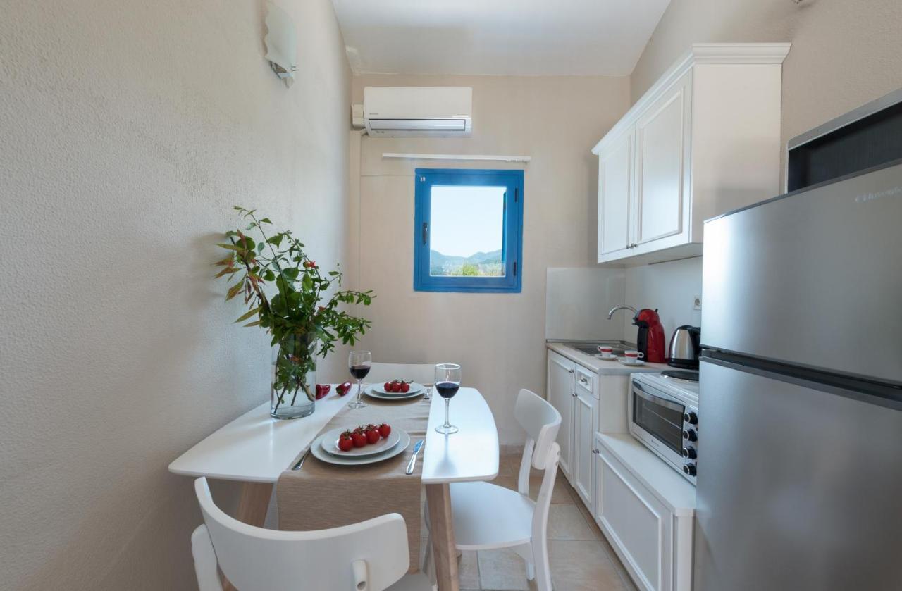Ammoudia Maisonettes Akharavi Extérieur photo