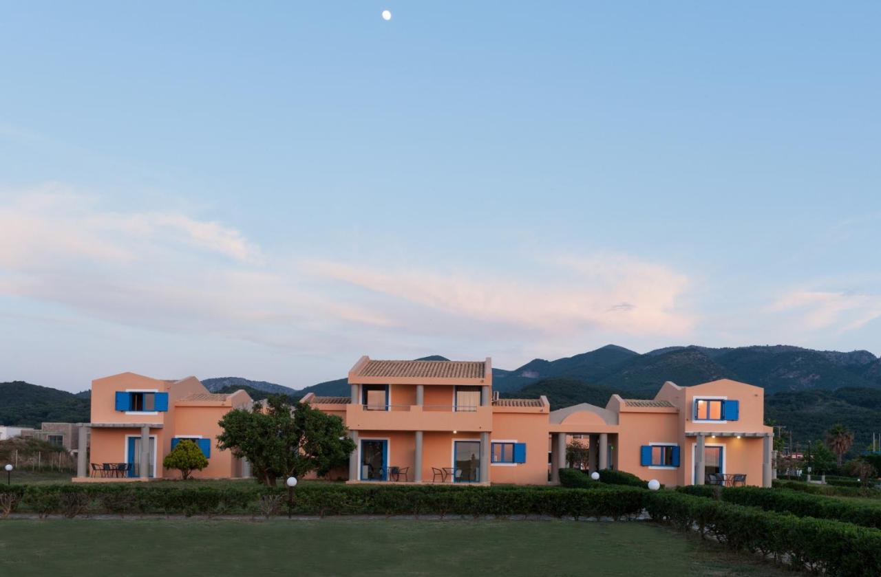Ammoudia Maisonettes Akharavi Extérieur photo